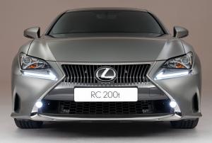 Lexus RC200t 2016 года (ZA)
